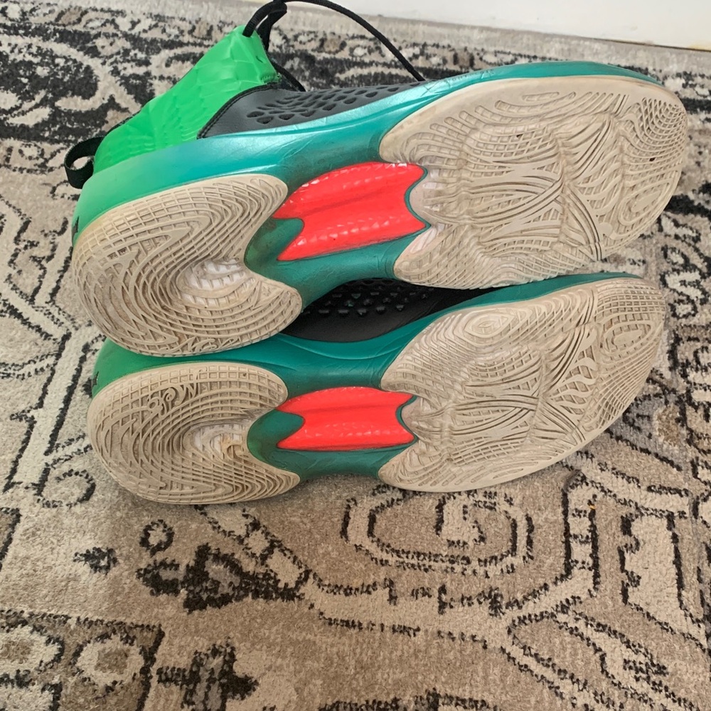 Jordan Melo M11 - Picture 4 of 4